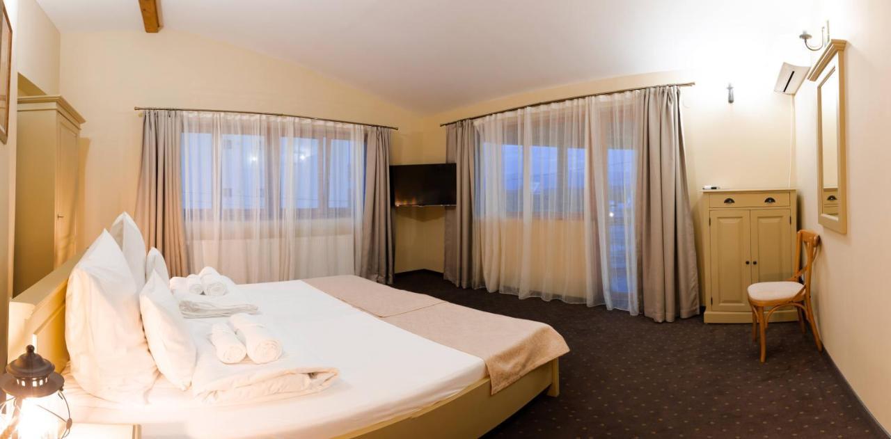 Zumzet Bed and Breakfast Şelimbăr Εξωτερικό φωτογραφία