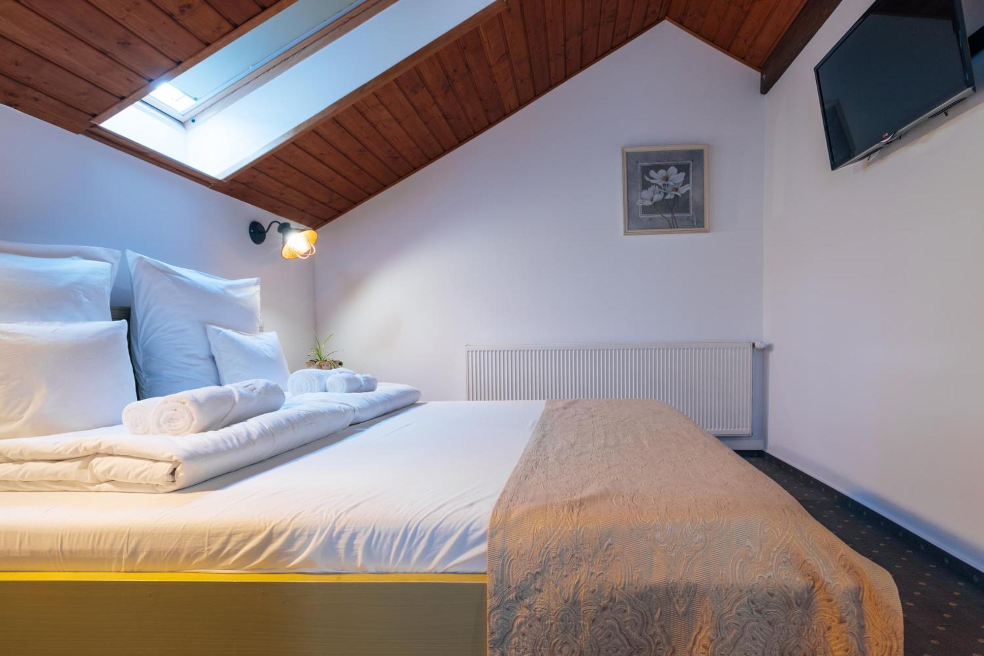 Zumzet Bed and Breakfast Şelimbăr Εξωτερικό φωτογραφία
