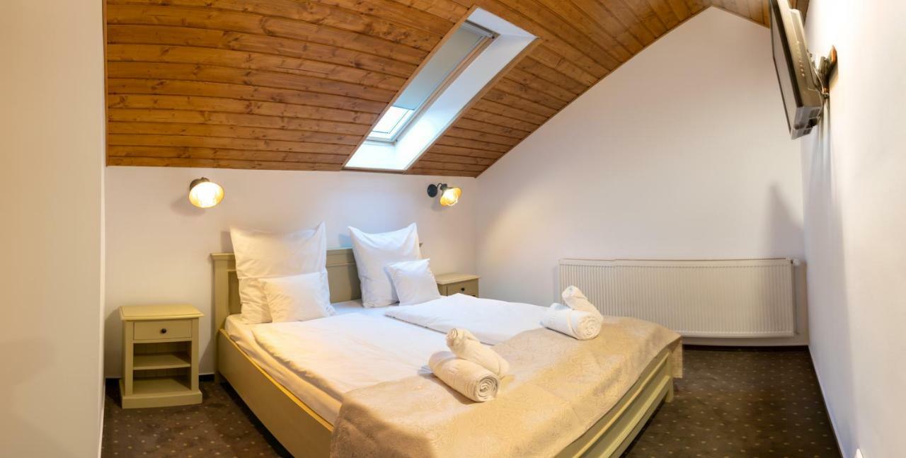 Zumzet Bed and Breakfast Şelimbăr Εξωτερικό φωτογραφία
